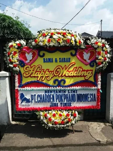 Karangan Bunga Pernikahan Jember